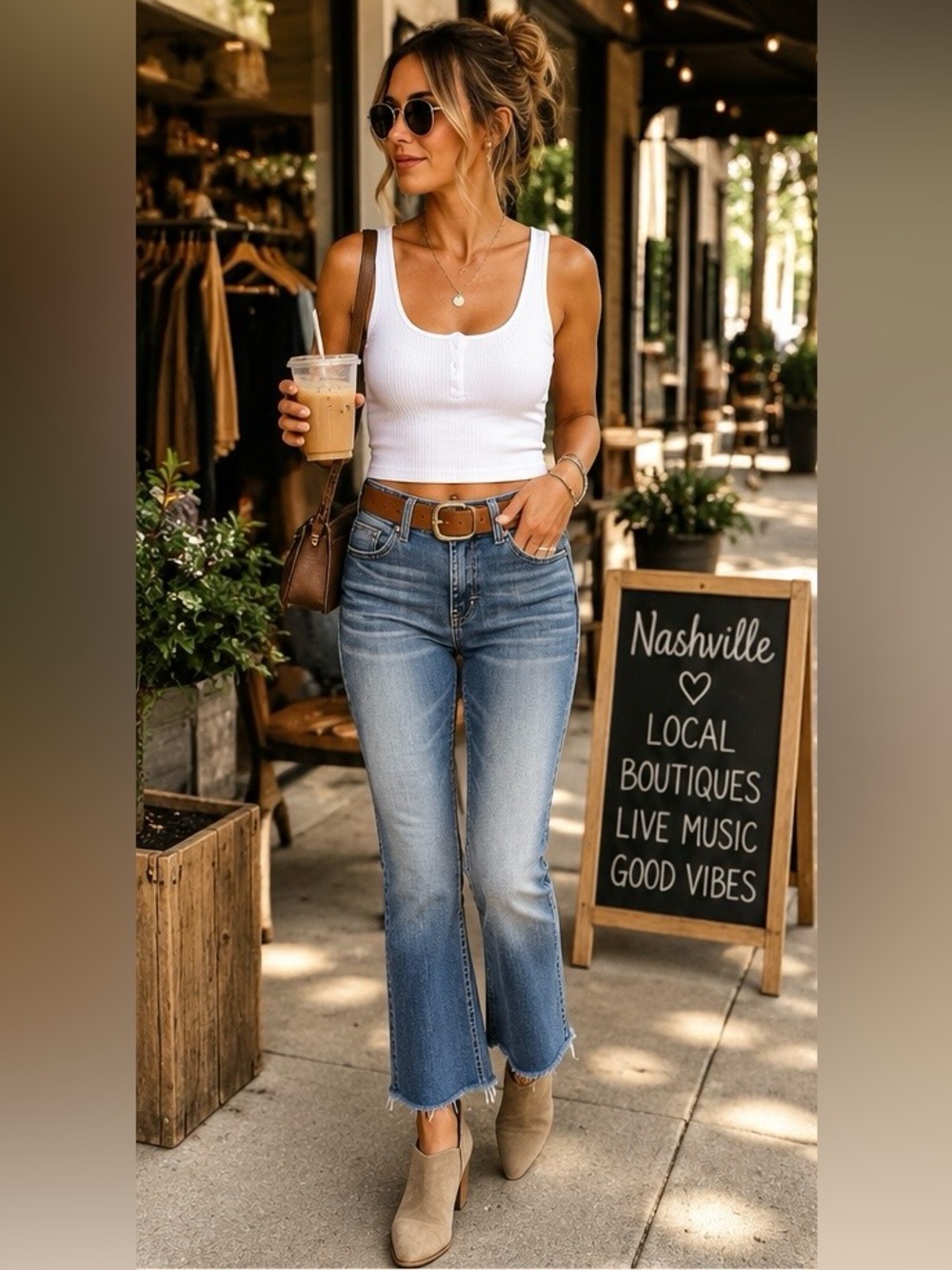 Daytrip Virgo Bootcut Crop Jeans Size 30 Buckle Stretch Raw Hem Distressed Denim